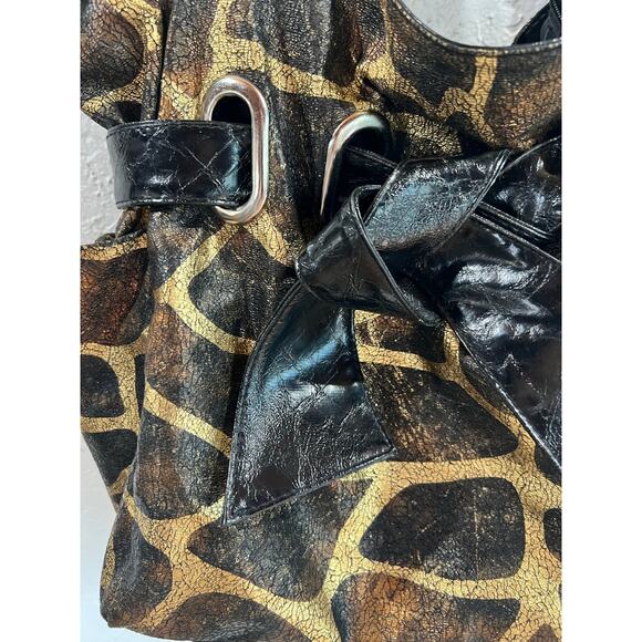 Giraffe Print Tote Bag with Black Trim Large Purse Satchel - Picture 4 of 15